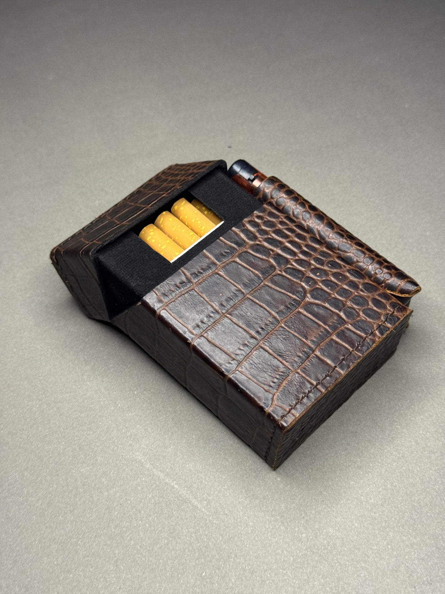 Crocodile texture Leather Cigarette Case